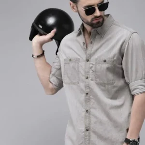 Roadster Men's Solid Regular Fit Casual Shirt